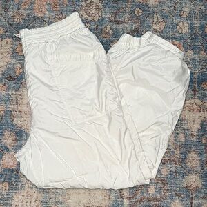 Women’s white Free People Movement joggers size Medium